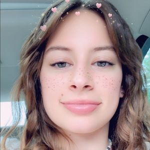 Meet your Posher, Kaileigh